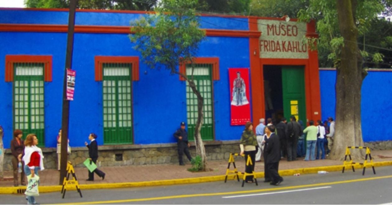 Bairro de Coyoacán e Casa Azul (Museu Frida Kahlo)