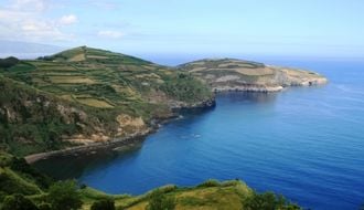 Rotas econômicas pela Europa passando por Açores e Madeira