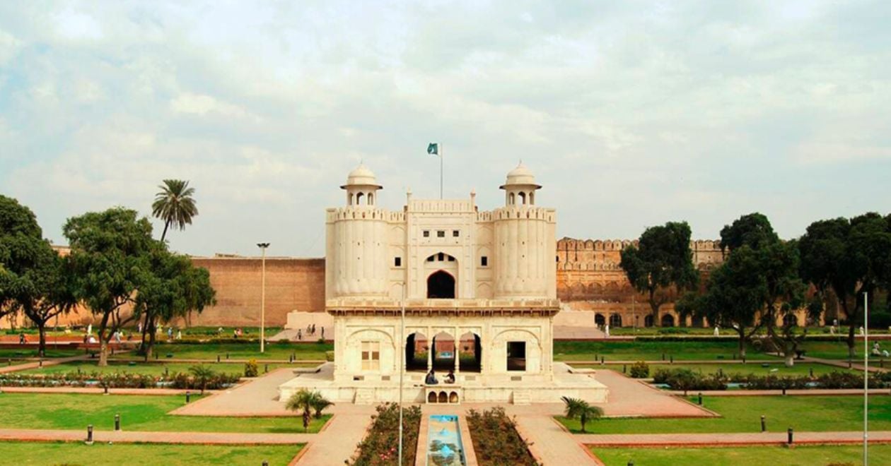 Lahore Fort e Shalimar Gardens
